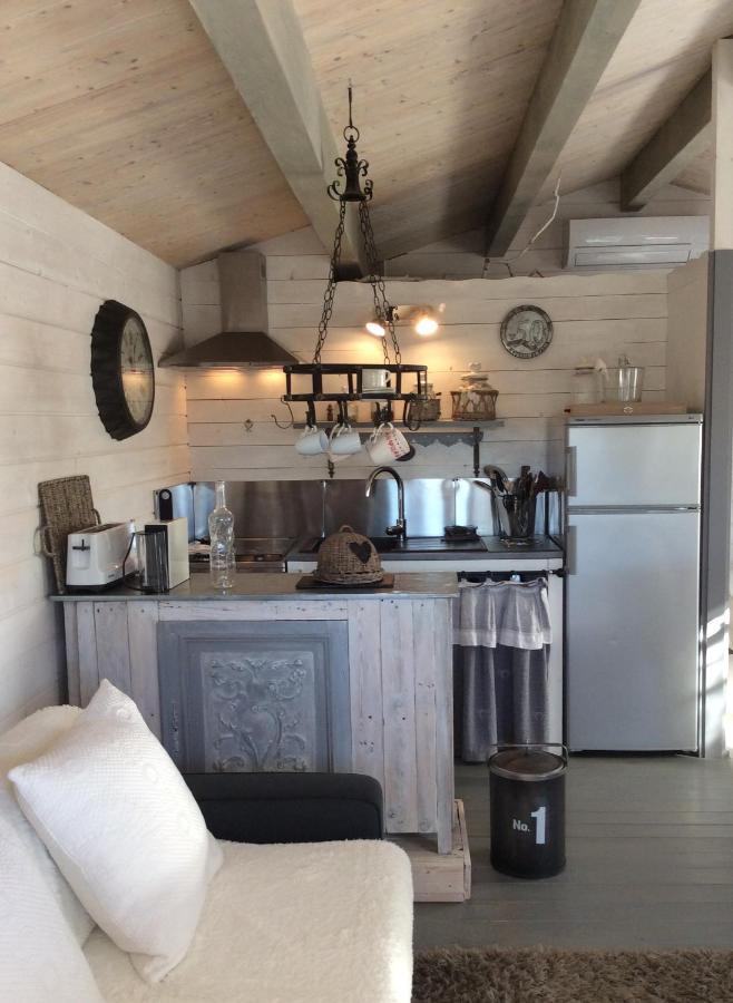 Chalet De Charme Aniane Bagian luar foto