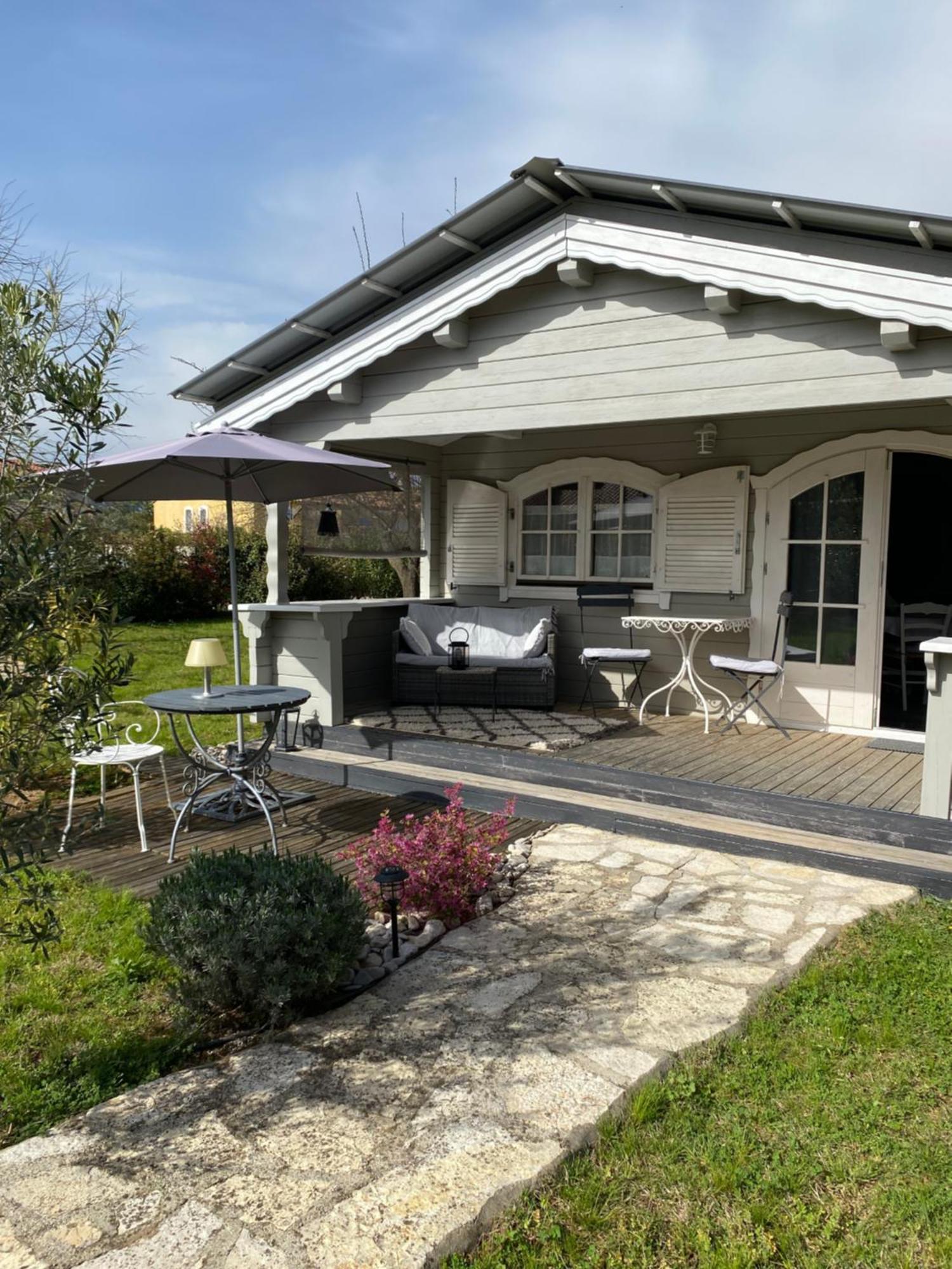 Chalet De Charme Aniane Bagian luar foto